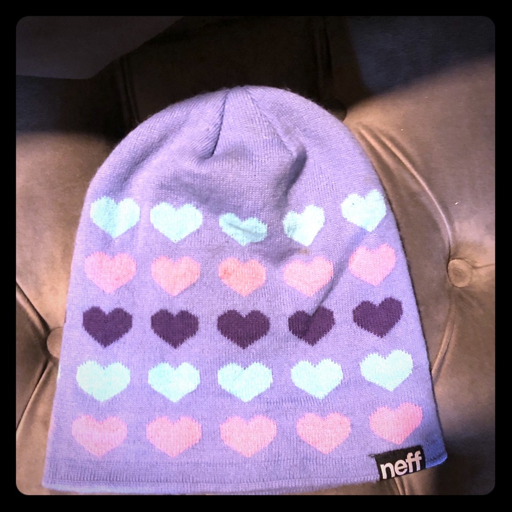 💖 adorable heart neff beanie